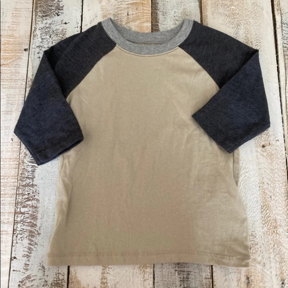 SOLD NWT Bundle of 5 Toddler Boy Tops - Picture 5 of 6